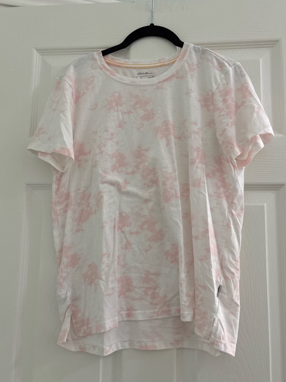 Eddie Bauer White and Light Pink Short Sleeve Tee